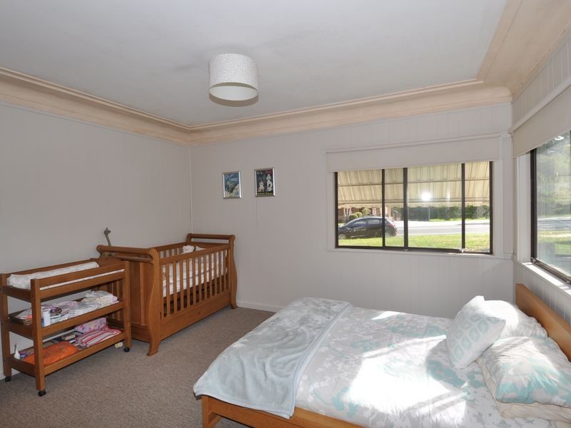 32 Serpentine Road, Erina Heights NSW 2260