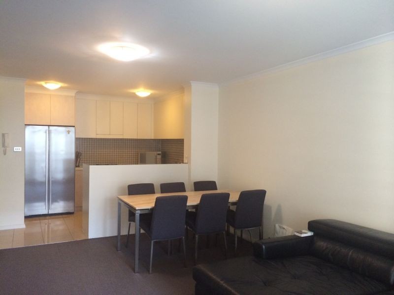 432/80 John Whiteway Drive, Gosford NSW 2250