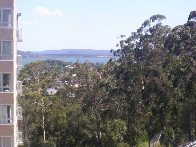 261/80 John Whiteway Drive, Gosford NSW 2250