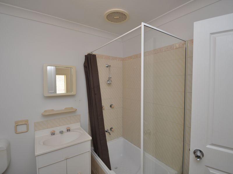 4/42 York Street, East Gosford NSW 2250