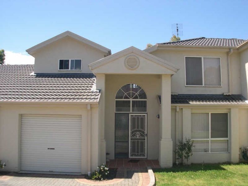 7/4 Parsons Road, Lisarow NSW 2250
