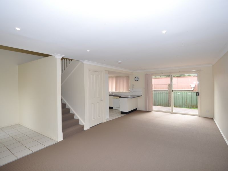7/4 Parsons Road, Lisarow NSW 2250