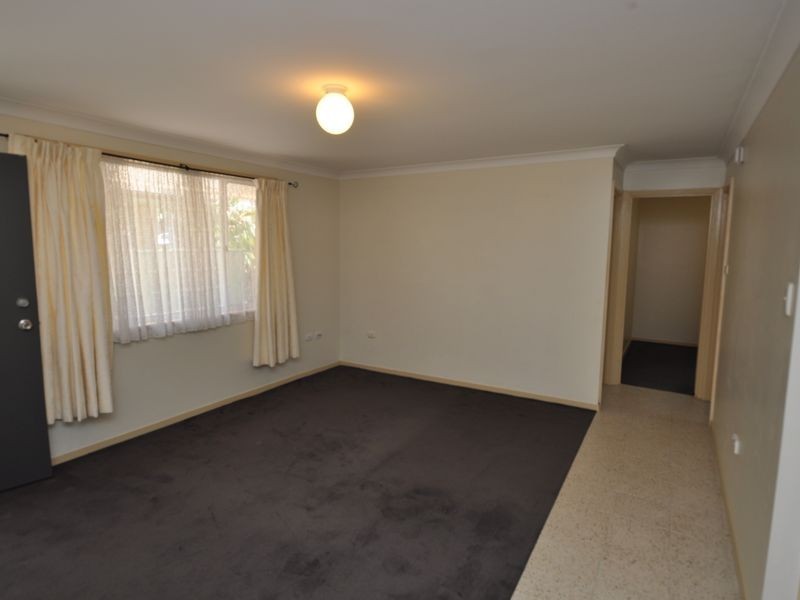 1/12 Sinclair Street, Gosford NSW 2250