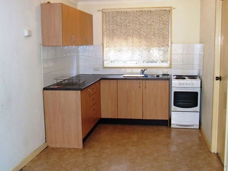 2/12 Sinclair Street, Gosford NSW 2250