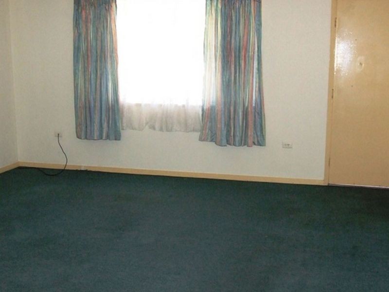 2/12 Sinclair Street, Gosford NSW 2250