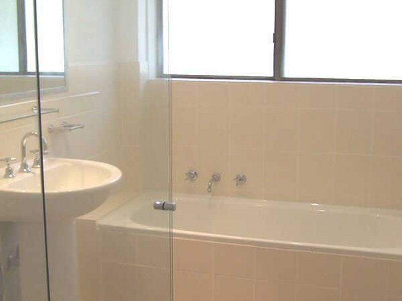 24/7 York Street, East Gosford NSW 2250