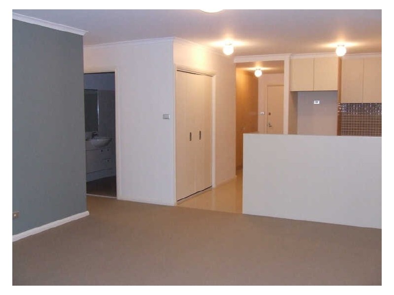 402/80 John Whiteway Drive, Gosford NSW 2250