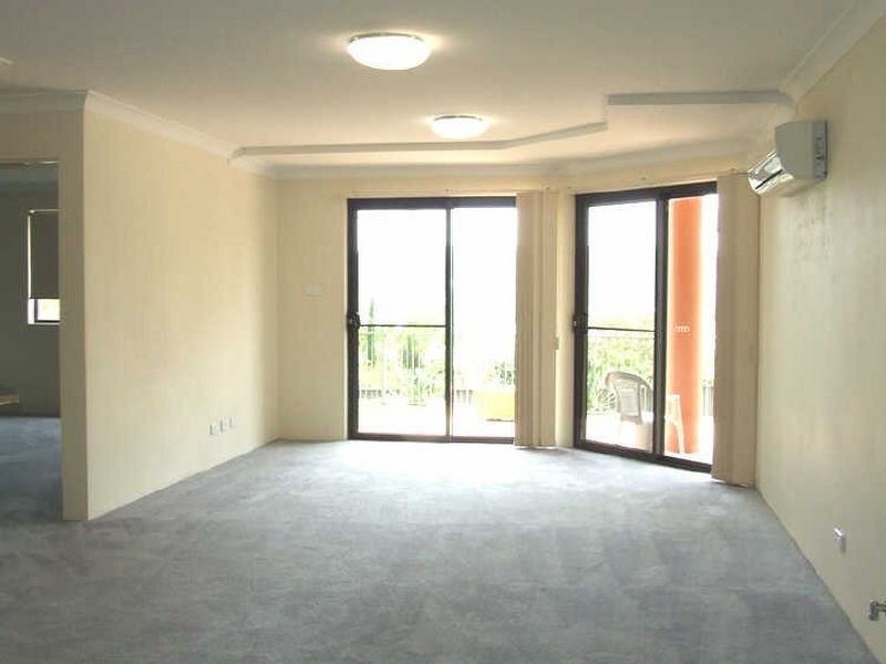 1/107-115 Henry Parry Drive, Gosford NSW 2250