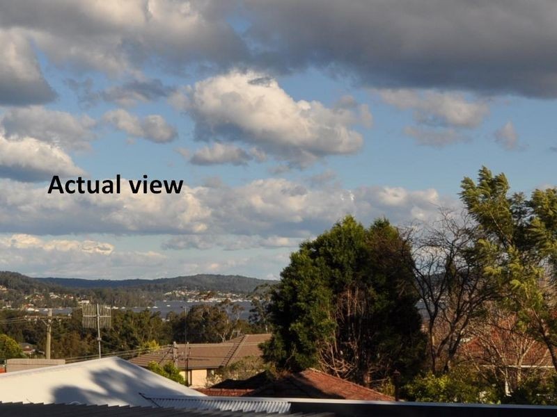 8 Bayview Avenue, East Gosford NSW 2250