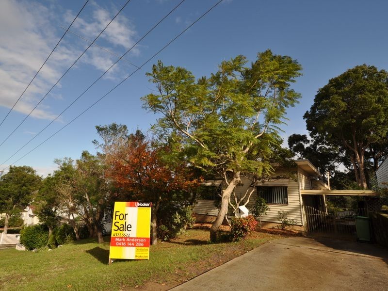 8 Bayview Avenue, East Gosford NSW 2250