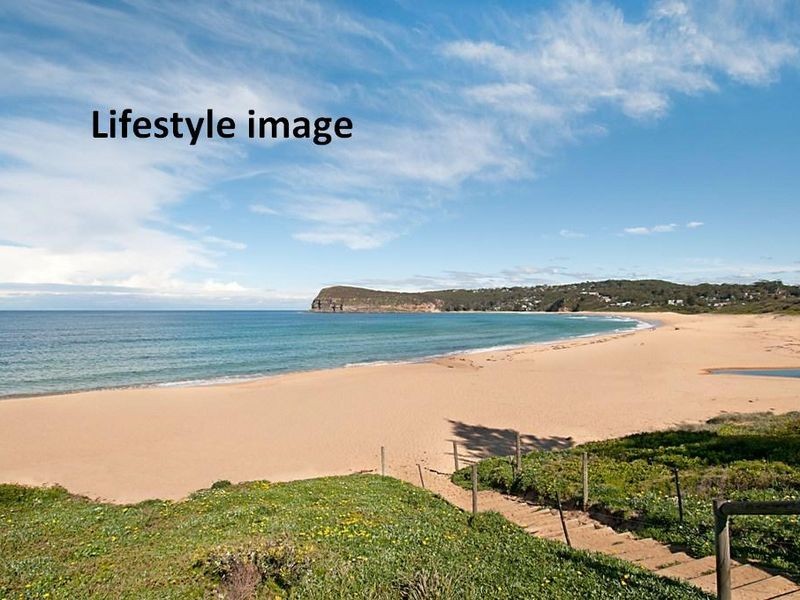 27 Fiesta Crescent, Copacabana NSW 2251