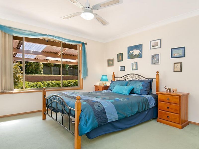 15 Mckellar Close, Point Clare NSW 2250