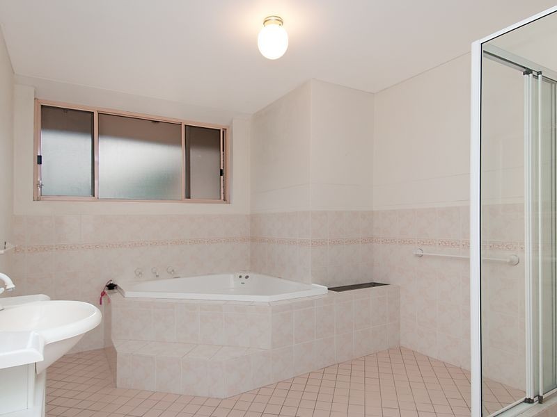 6/60 Henry Parry Drive, Gosford NSW 2250