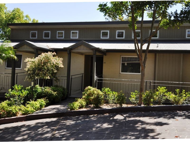 16/188-198 Gertrude Street, Gosford NSW 2250