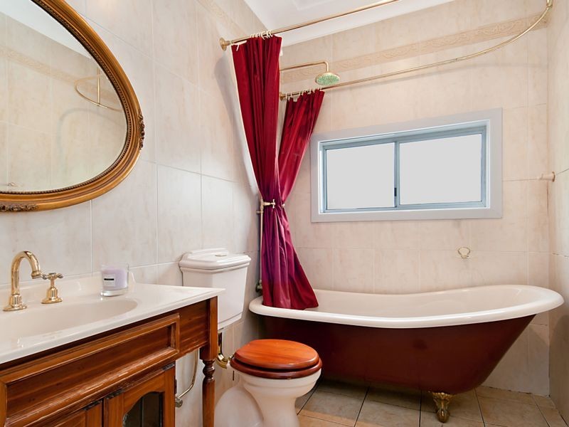 Point Frederick NSW 2250