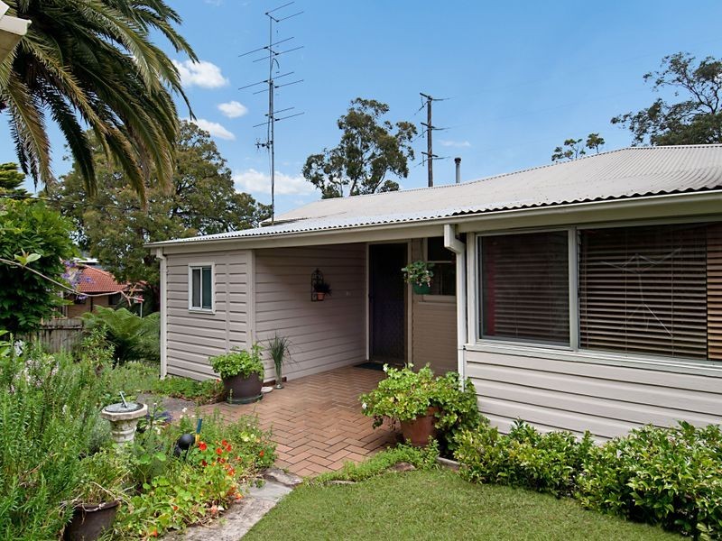 13 Doughan Place, Gosford NSW 2250