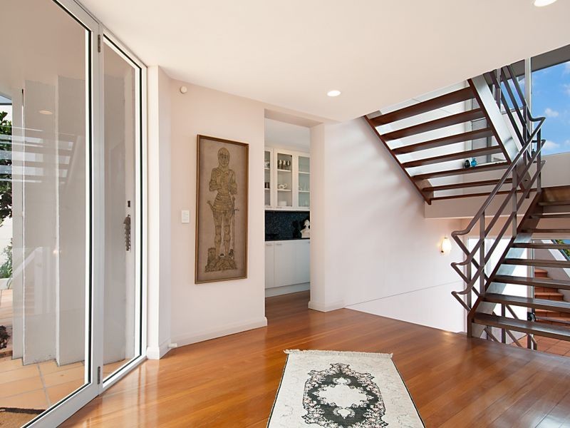 37 Caroline Street, East Gosford NSW 2250