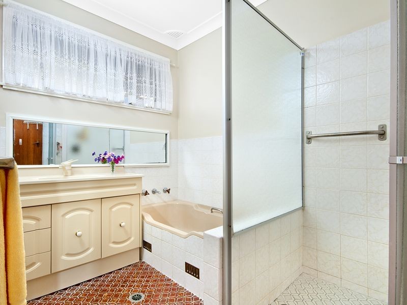 50 Malison Street, Wyoming NSW 2250