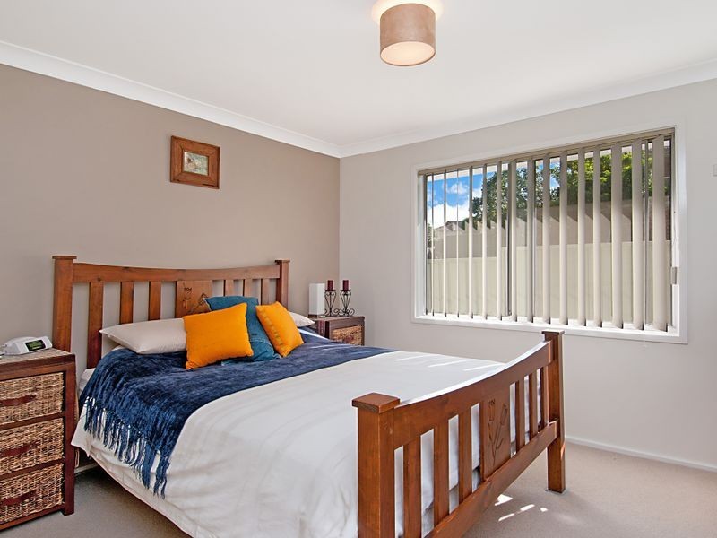 2/9 Wyoming Rd, Wyoming NSW 2250