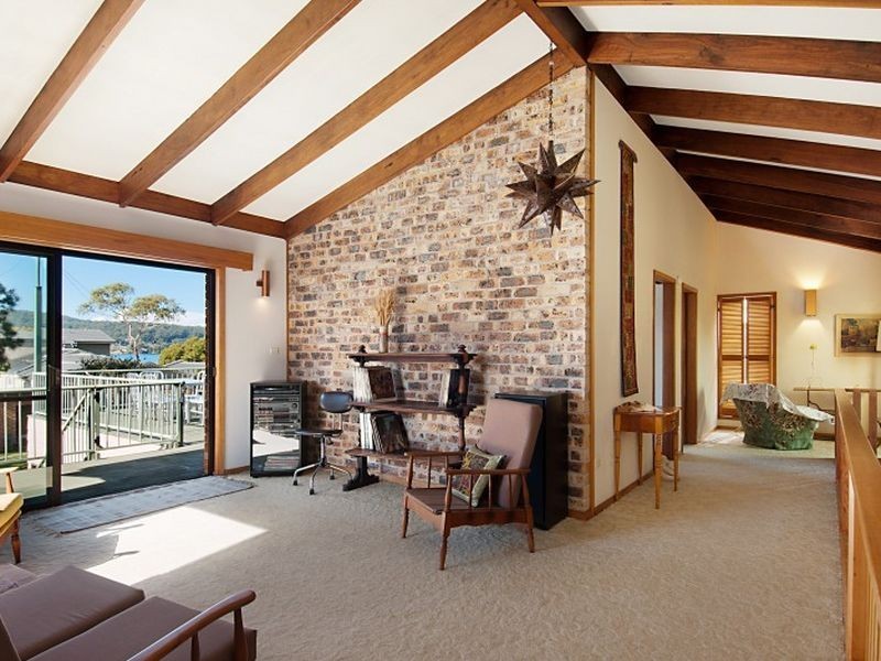 87 Albany Street, Point Frederick NSW 2250