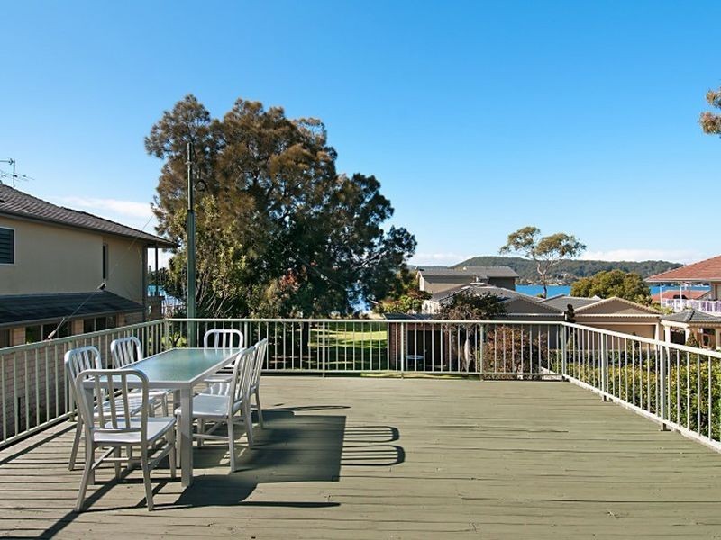 87 Albany Street, Point Frederick NSW 2250