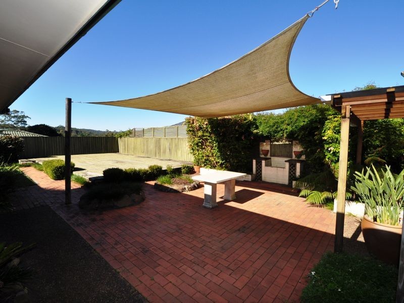 6 Yirik Close, Lisarow NSW 2250
