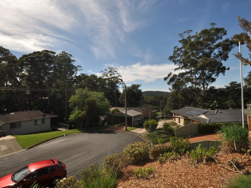 6 Yirik Close, Lisarow NSW 2250