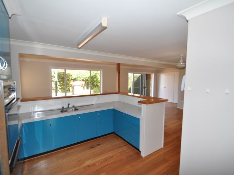 6 Yirik Close, Lisarow NSW 2250