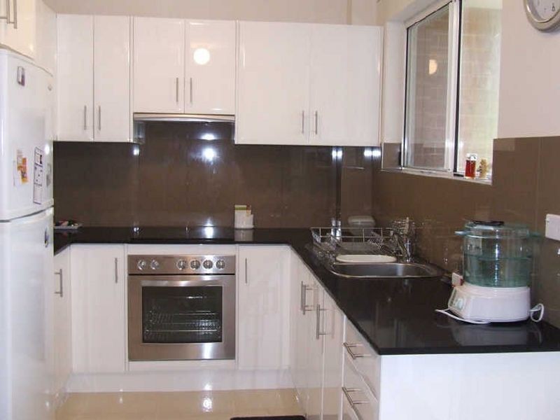 8/23-27 Hills Street, Gosford NSW 2250