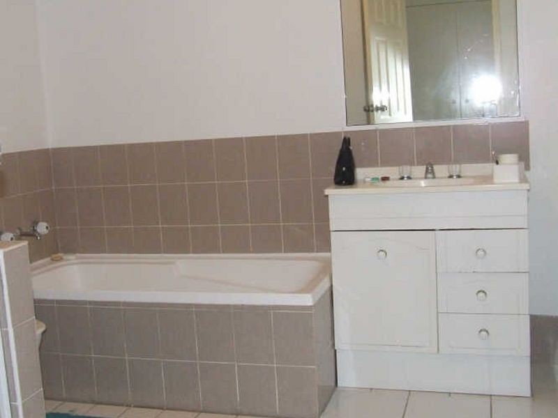 8/23-27 Hills Street, Gosford NSW 2250