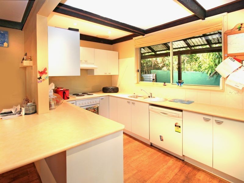 135 Avoca Drive, Kincumber NSW 2251