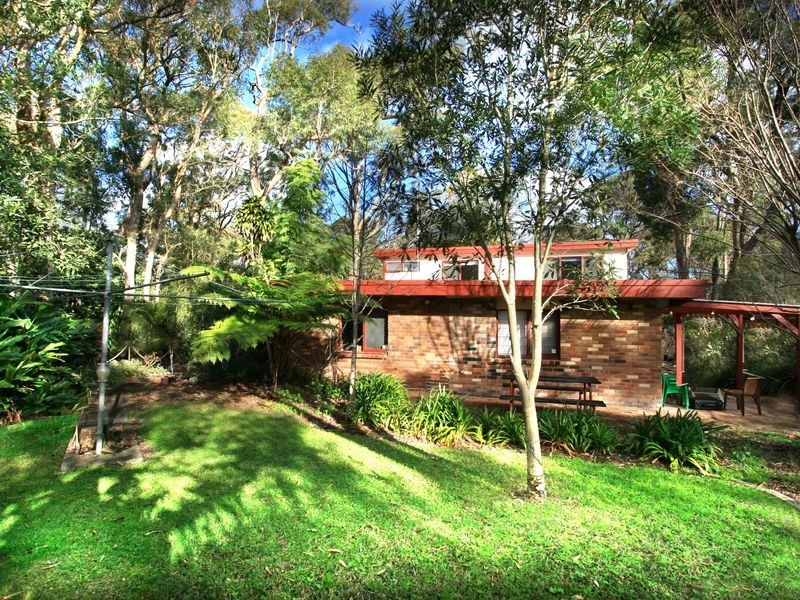 135 Avoca Drive, Kincumber NSW 2251