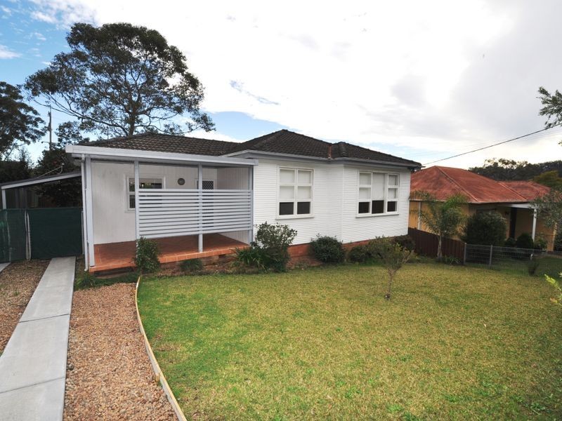 38 Orange Parade, Wyoming NSW 2250