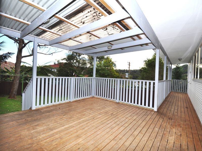 38 Orange Parade, Wyoming NSW 2250