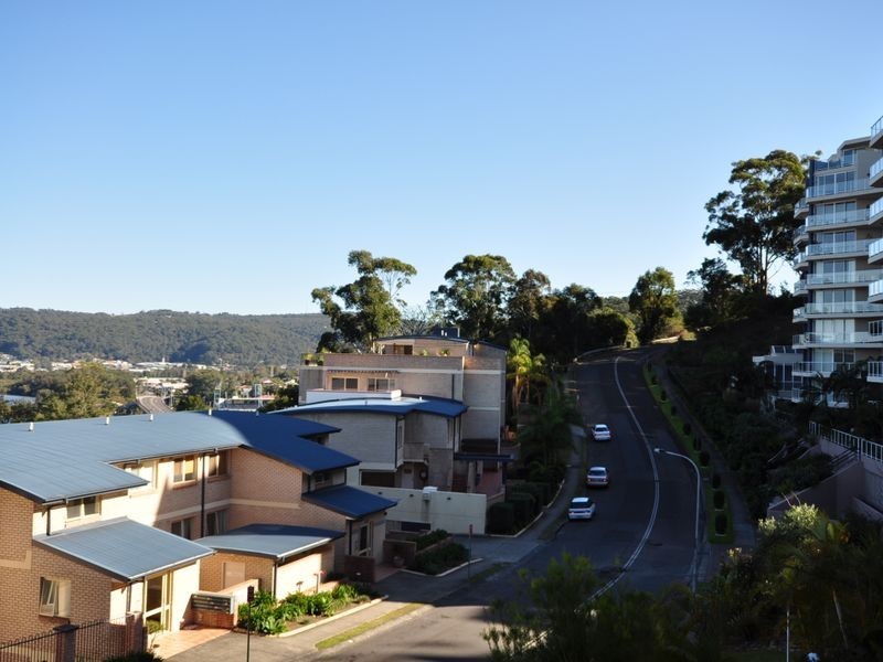 35/91-95 John Whiteway Drive, Gosford NSW 2250
