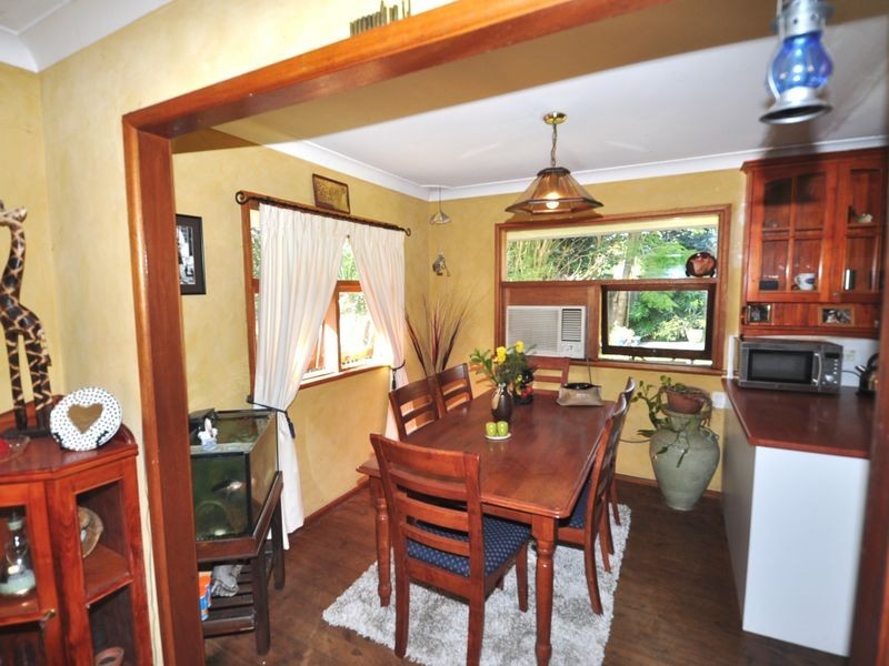 73 Day Street, Wyoming NSW 2250