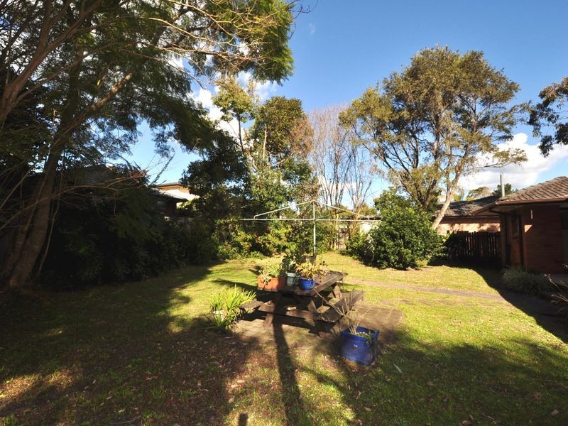 73 Day Street, Wyoming NSW 2250