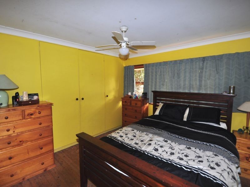 73 Day Street, Wyoming NSW 2250