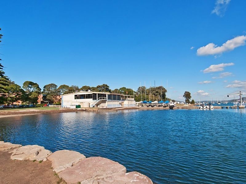 9/27 Masons Pde, Point Frederick NSW 2250