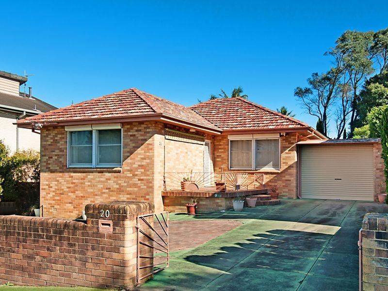 20 Frederick Street, Point Frederick NSW 2250