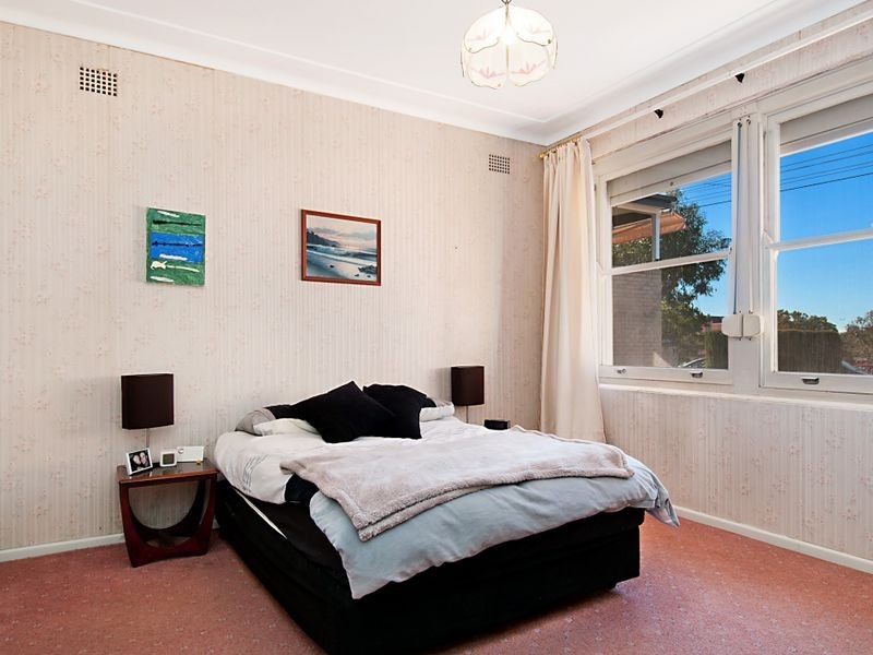 20 Frederick Street, Point Frederick NSW 2250