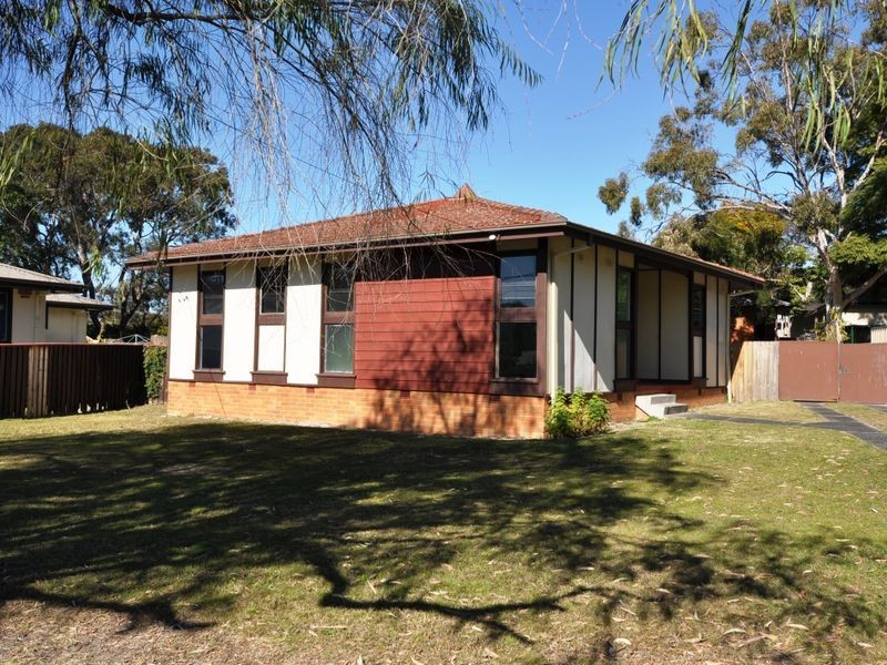 7 Macleay Avenue, Woy Woy NSW 2256