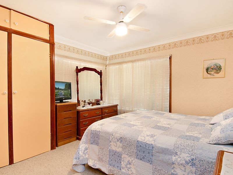 11 Lemon Tree Street, Wyoming NSW 2250