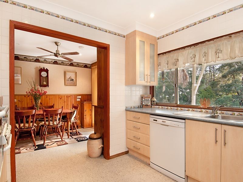 11 Lemon Tree Street, Wyoming NSW 2250