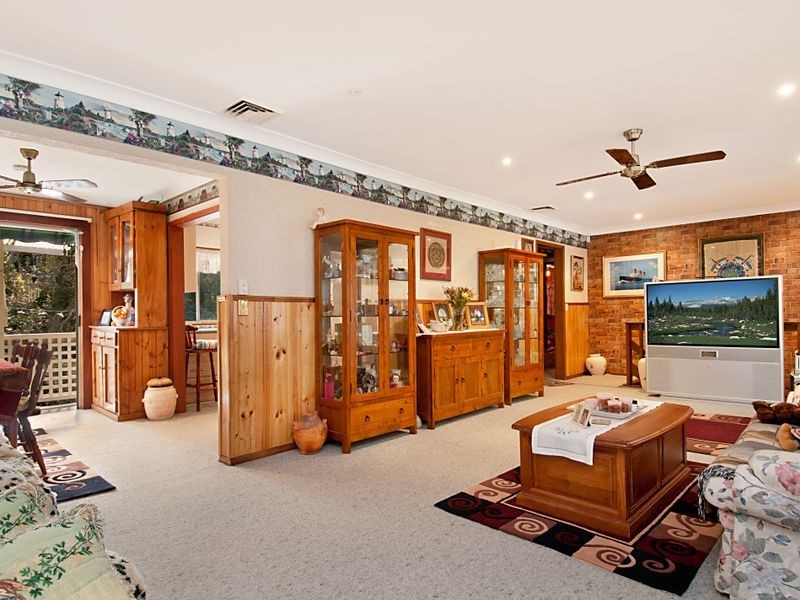 11 Lemon Tree Street, Wyoming NSW 2250