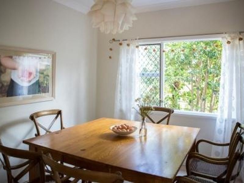 19 Angus Avenue, Wyoming NSW 2250