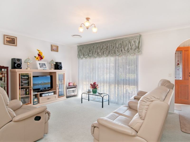 14 Rain Forest Road, Wyoming NSW 2250