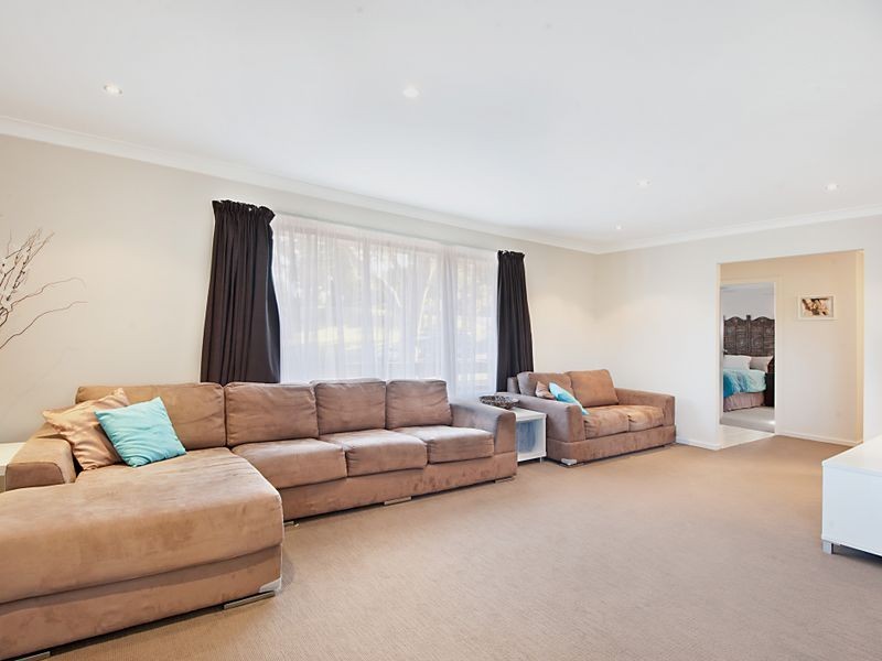 62 Jarrett St, Wyoming NSW 2250