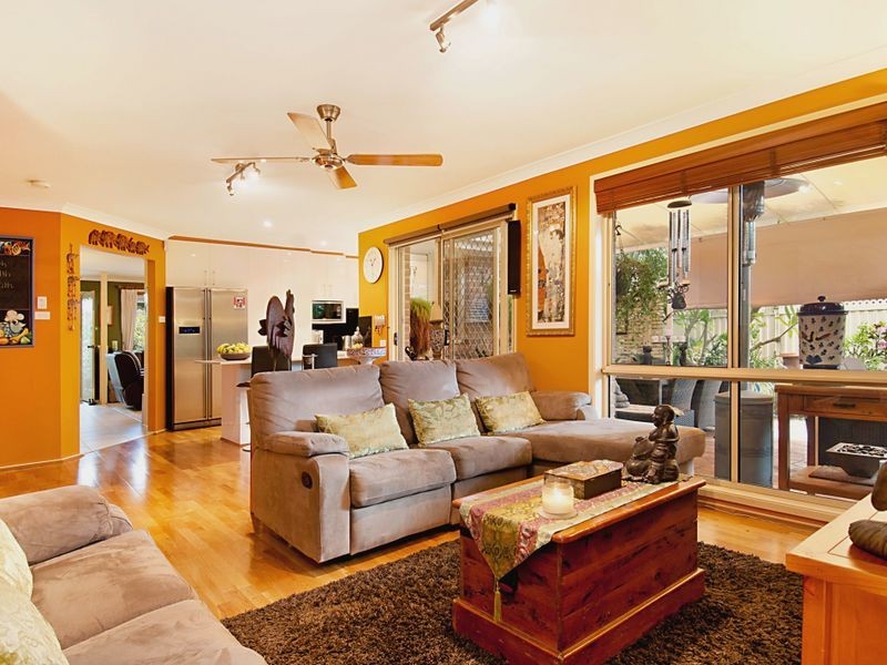 8 Research Road, Narara NSW 2250