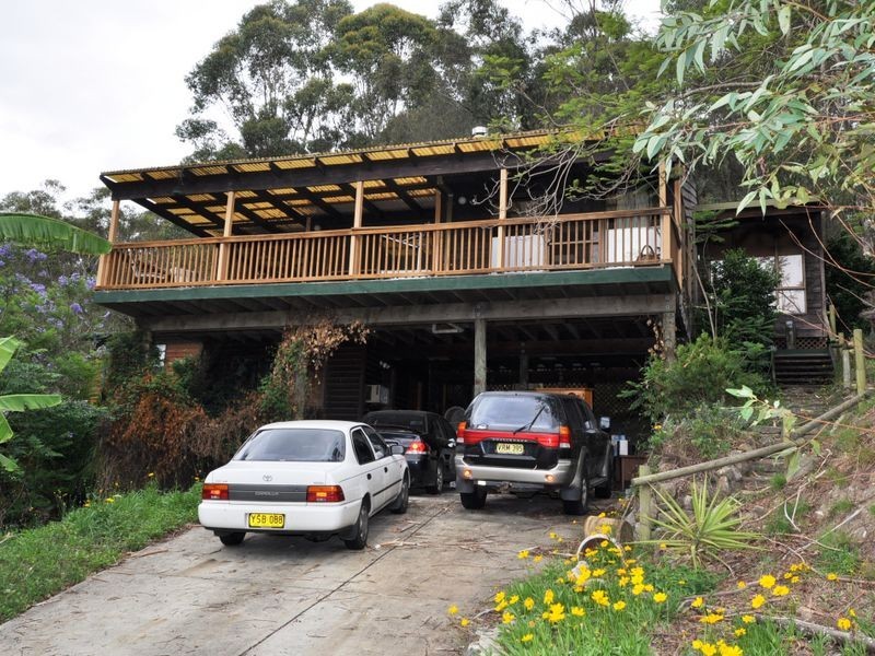 13 Tottenham Place, North Gosford NSW 2250